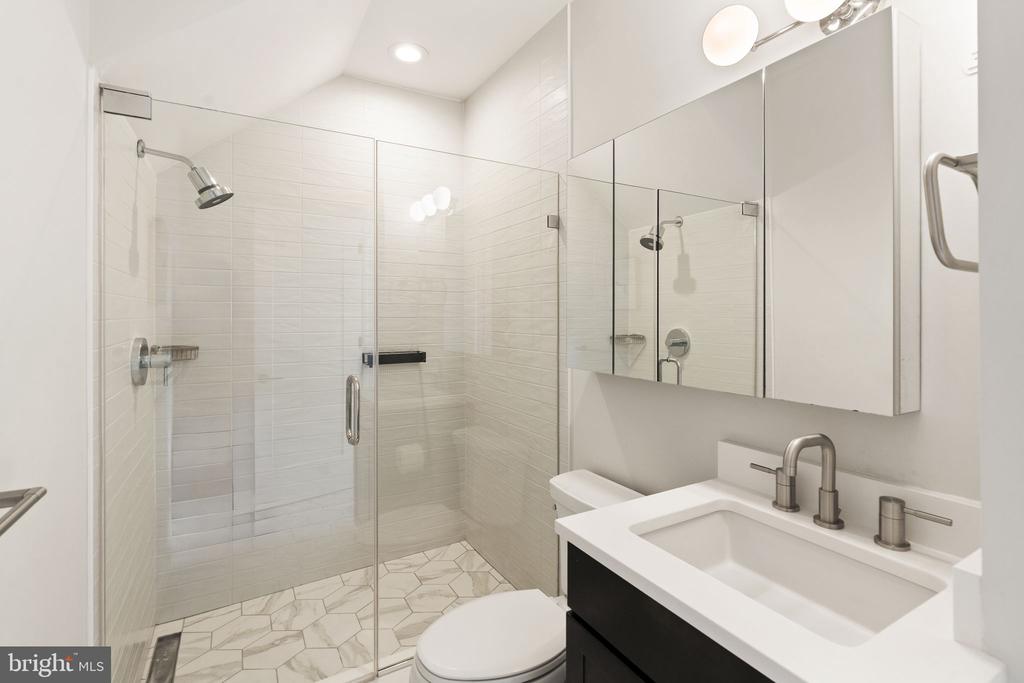 1721 20TH STREET NW Unit: 302