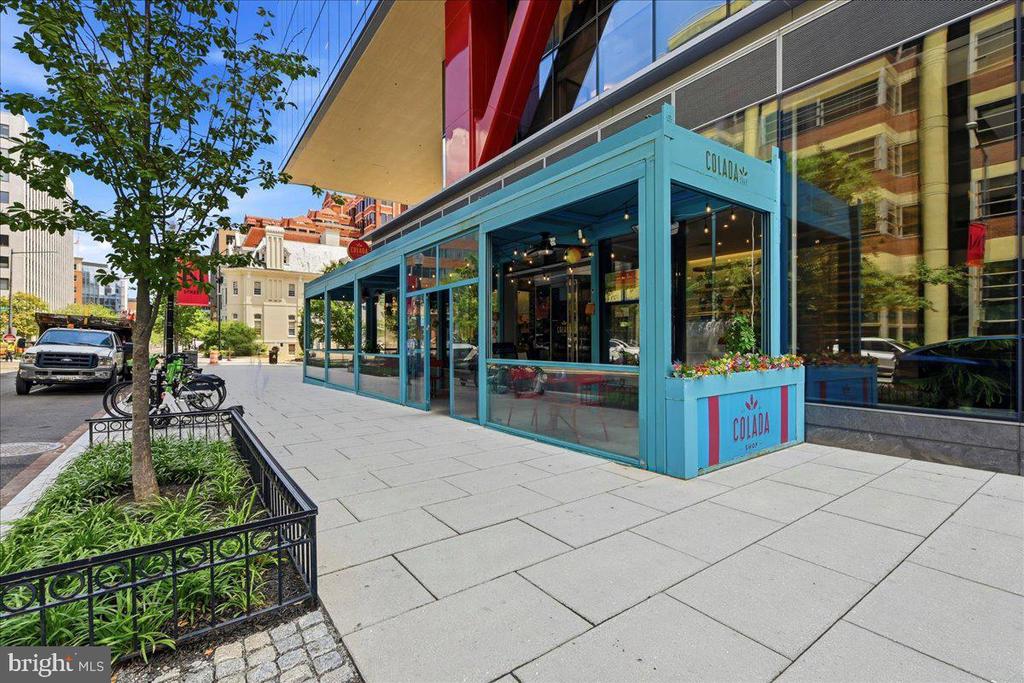 1526 17TH STREET NW Unit: 215