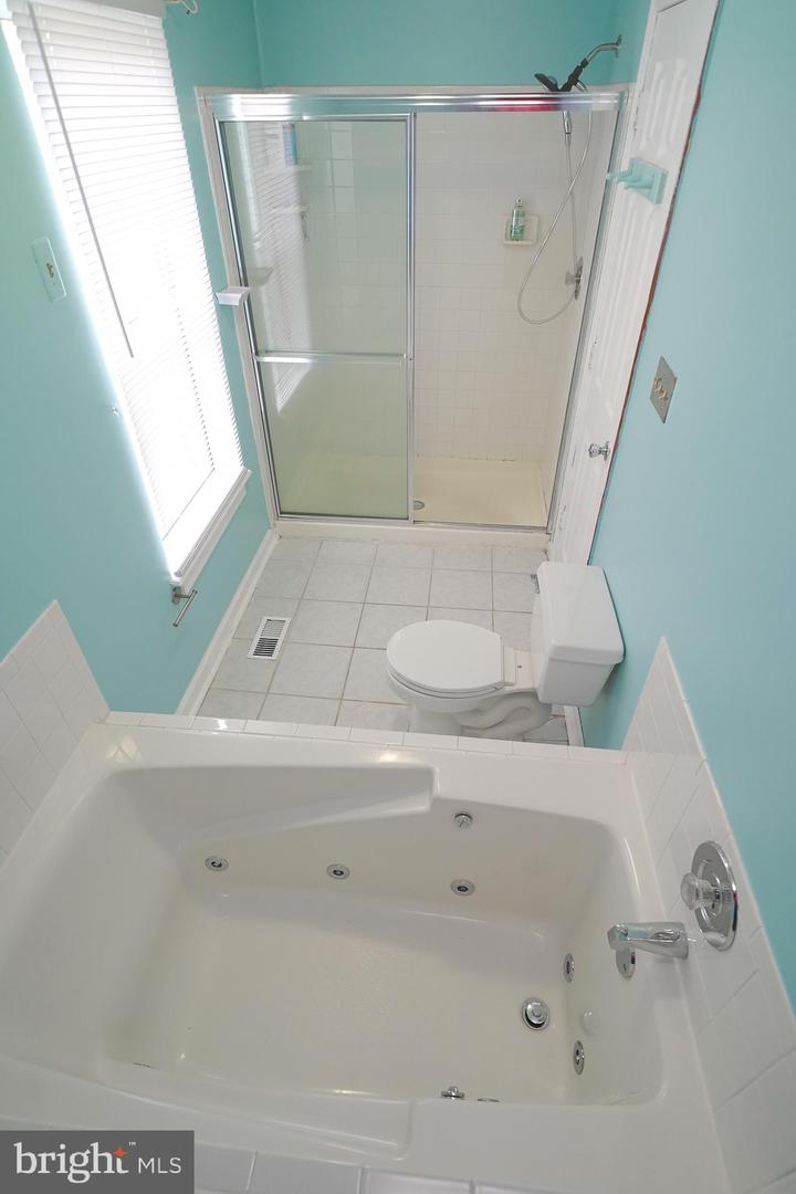 3449 LINDENWOOD DRIVE