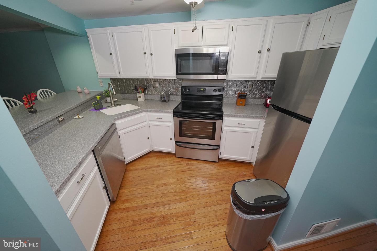 3449 LINDENWOOD DRIVE