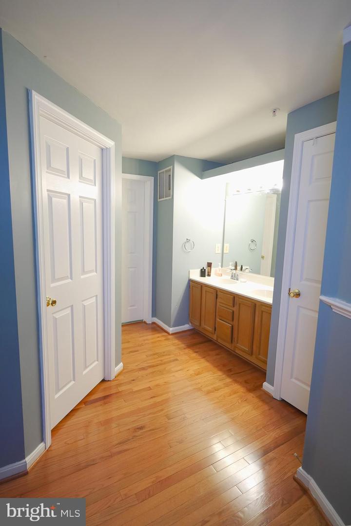 3449 LINDENWOOD DRIVE