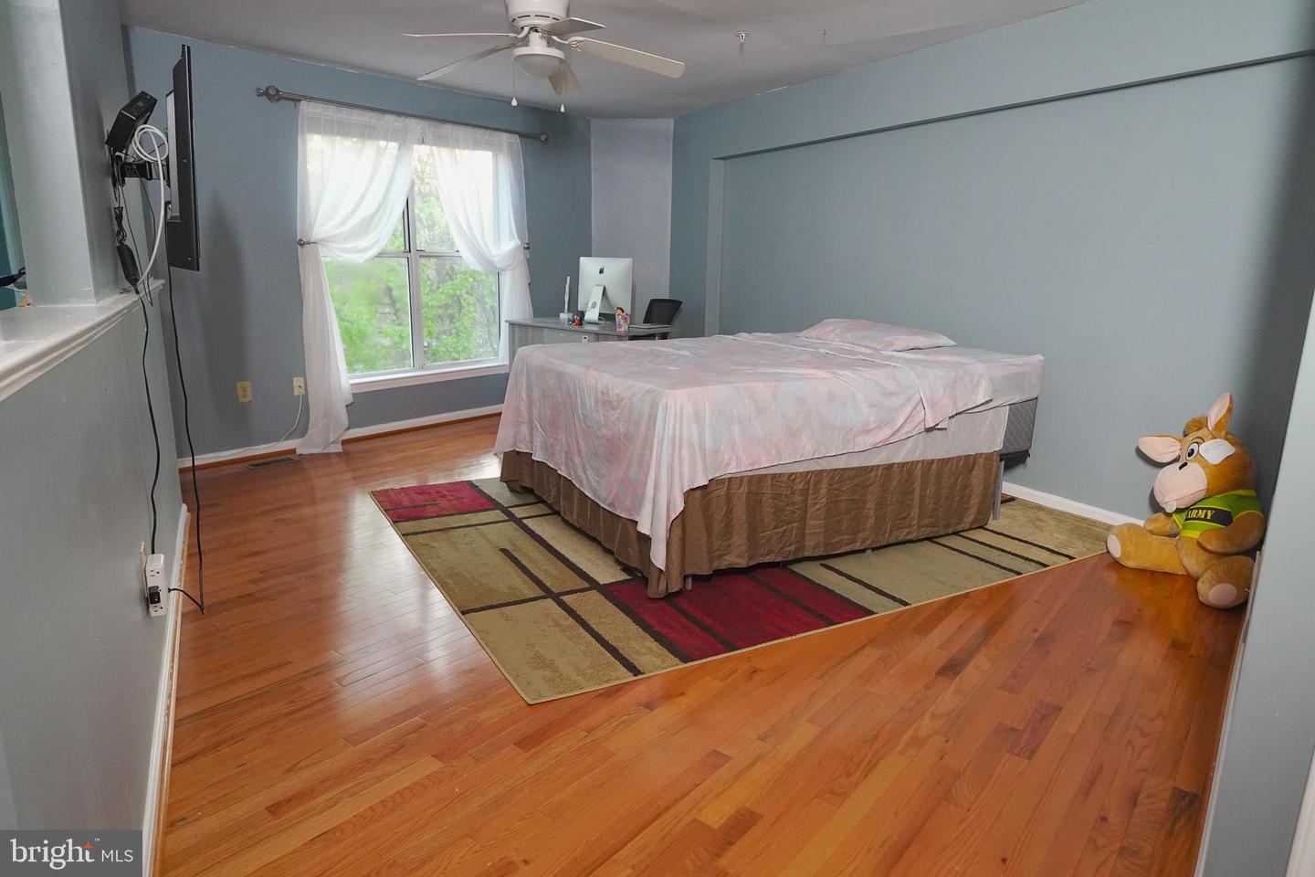 3449 LINDENWOOD DRIVE