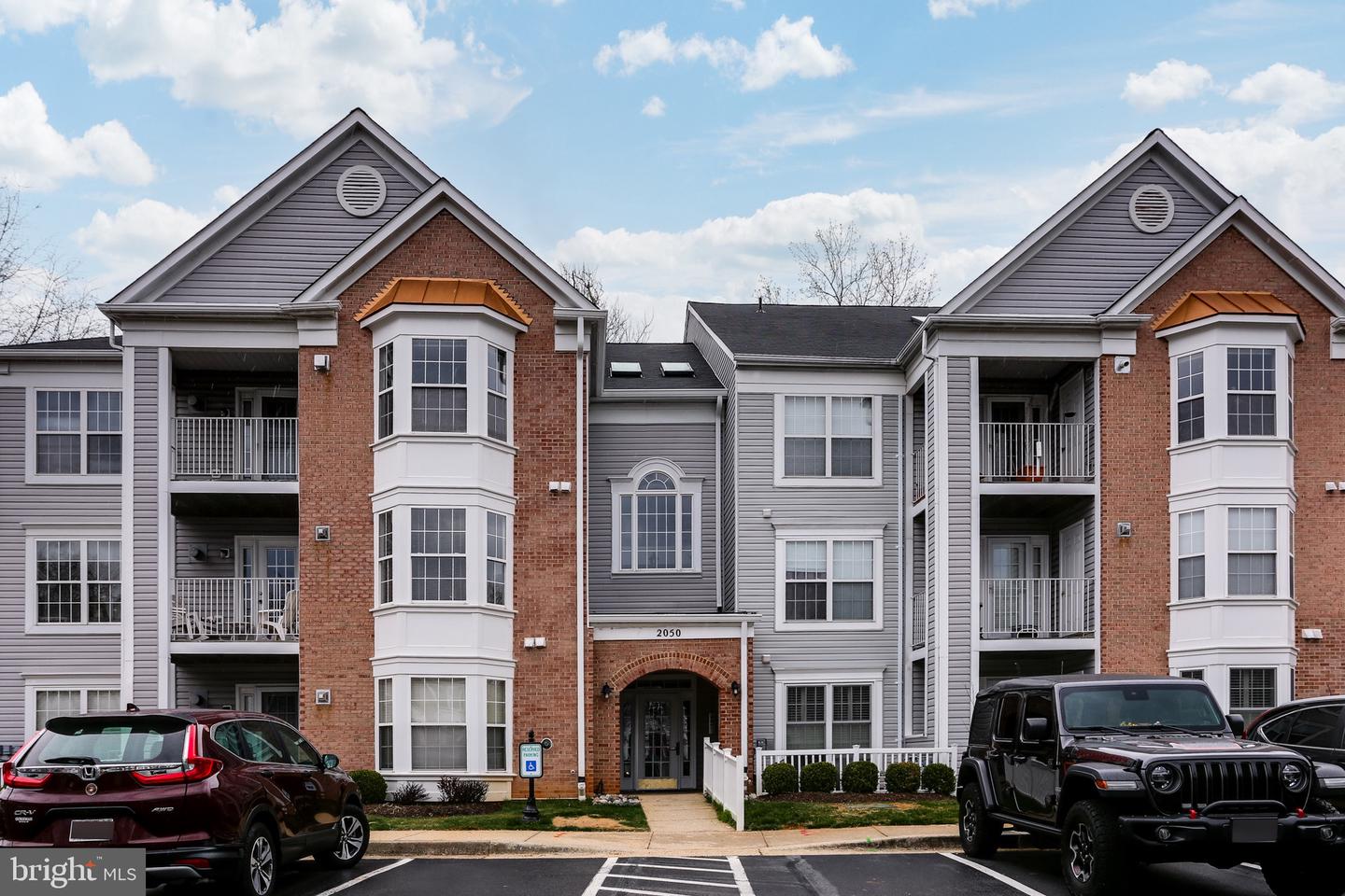 2050 QUAKER WAY Unit: 6