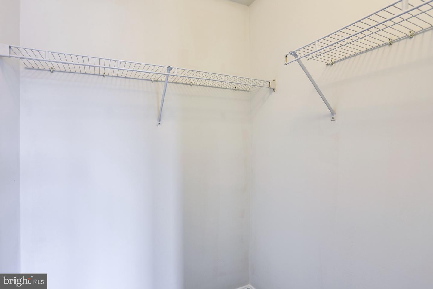 2050 QUAKER WAY Unit: 6