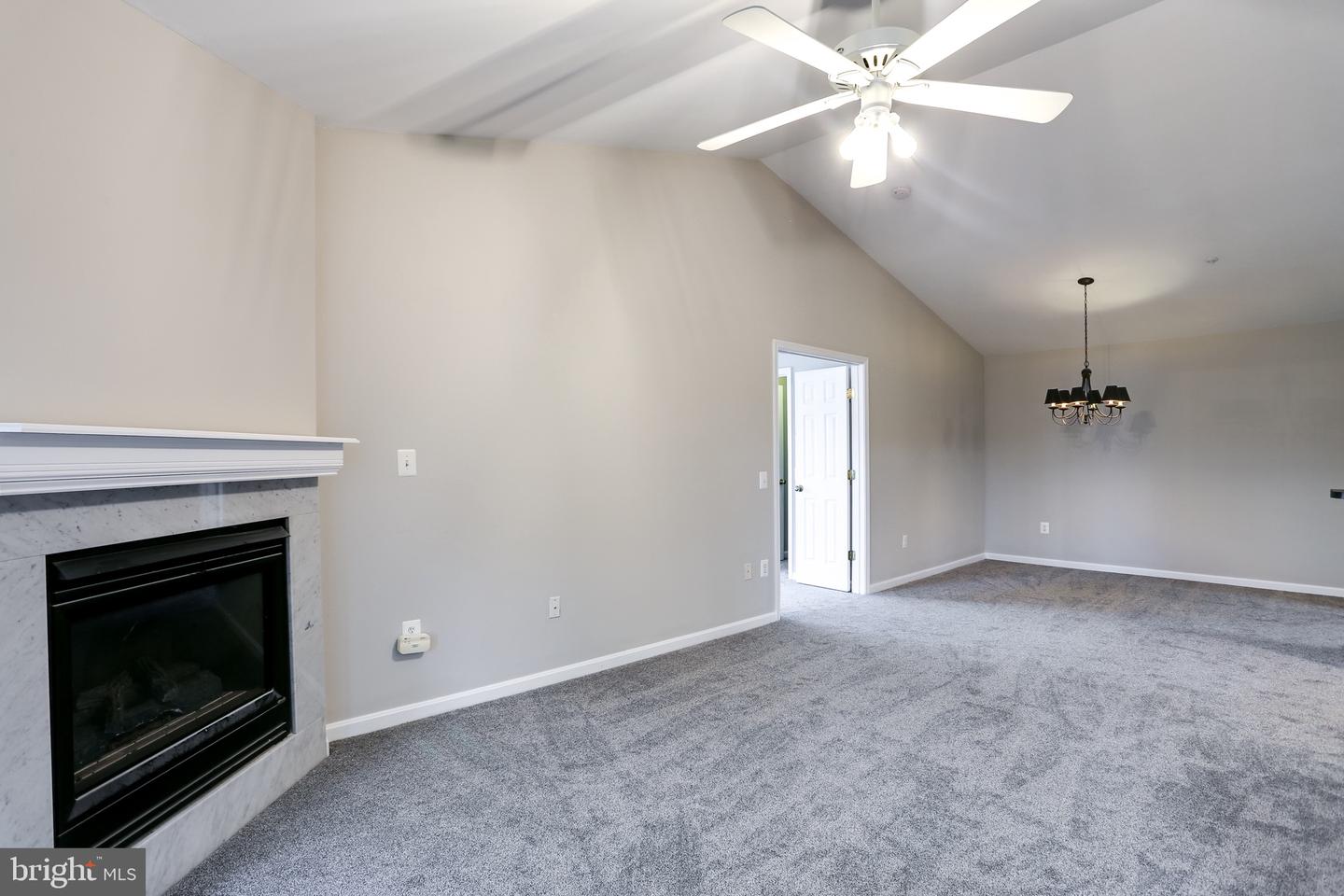 2050 QUAKER WAY Unit: 6