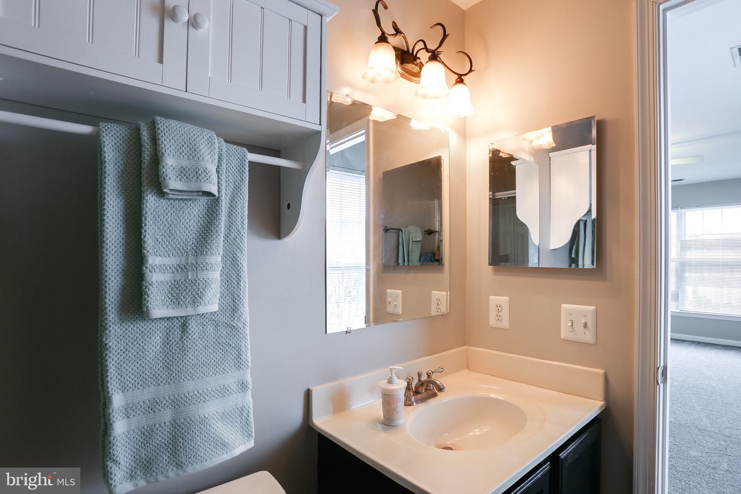 2050 QUAKER WAY Unit: 6