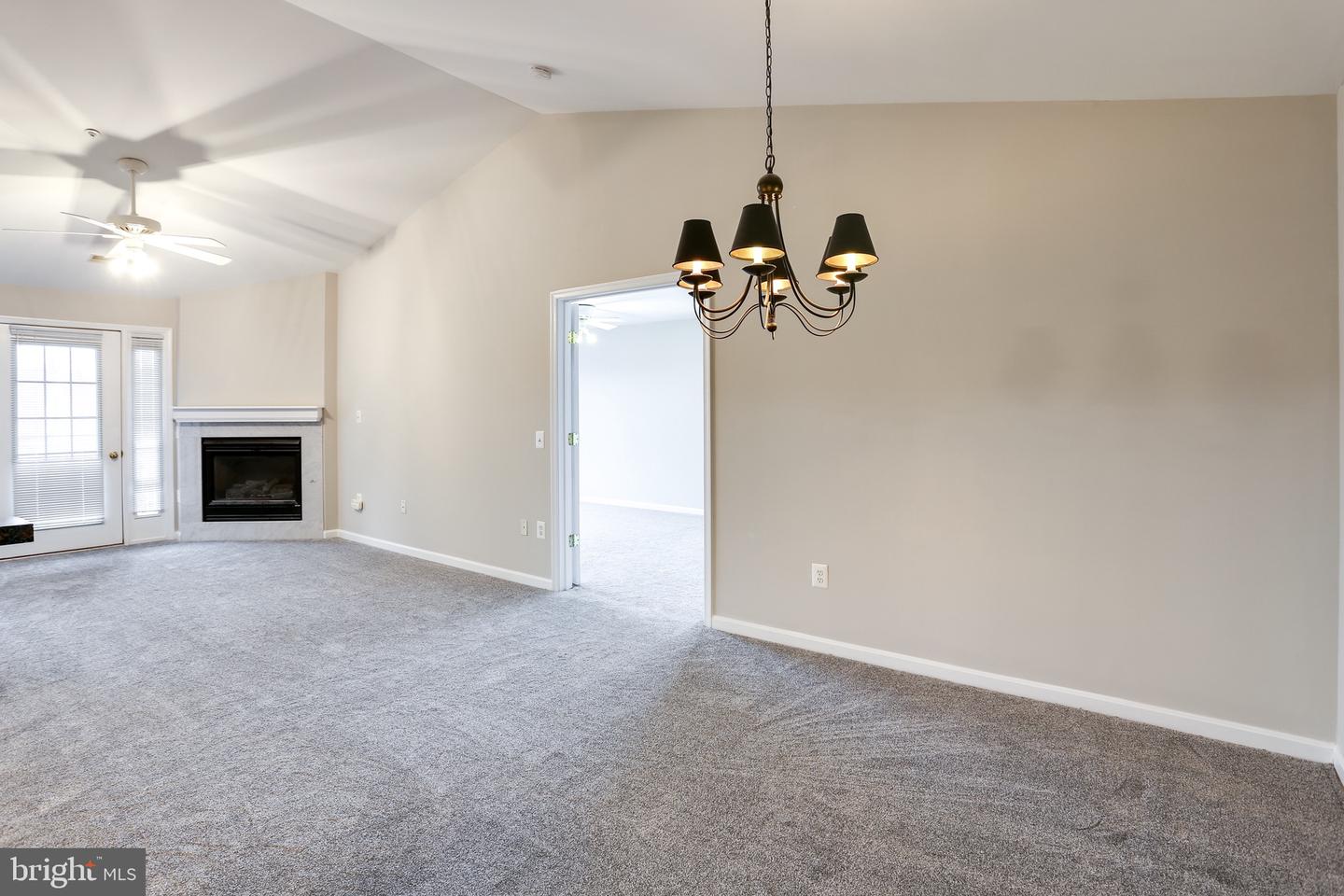 2050 QUAKER WAY Unit: 6