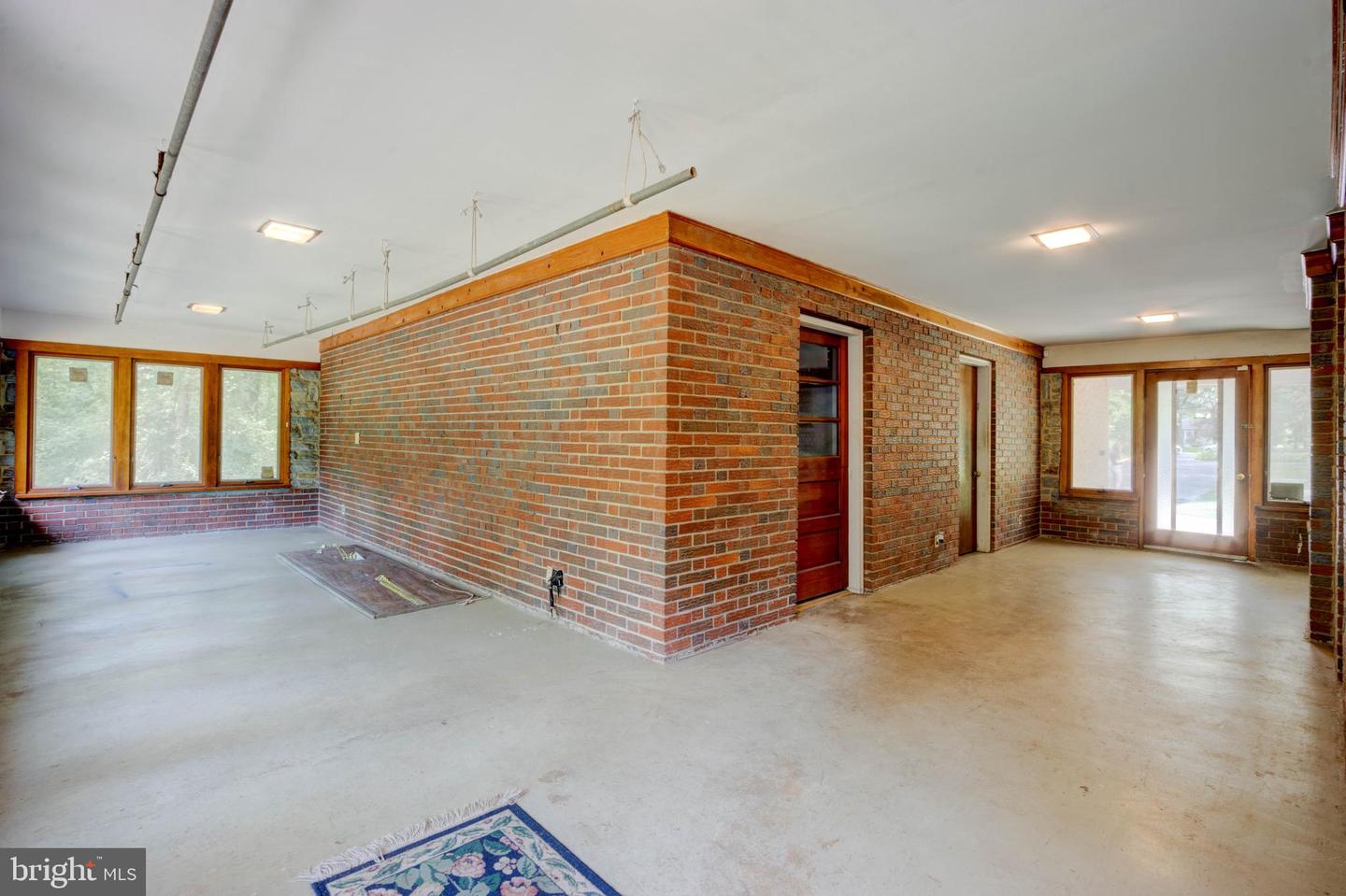 8191 Old Mill Rd