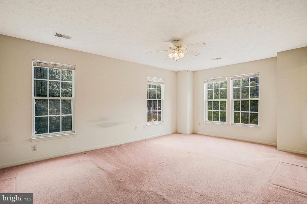 2085 Lower Ct