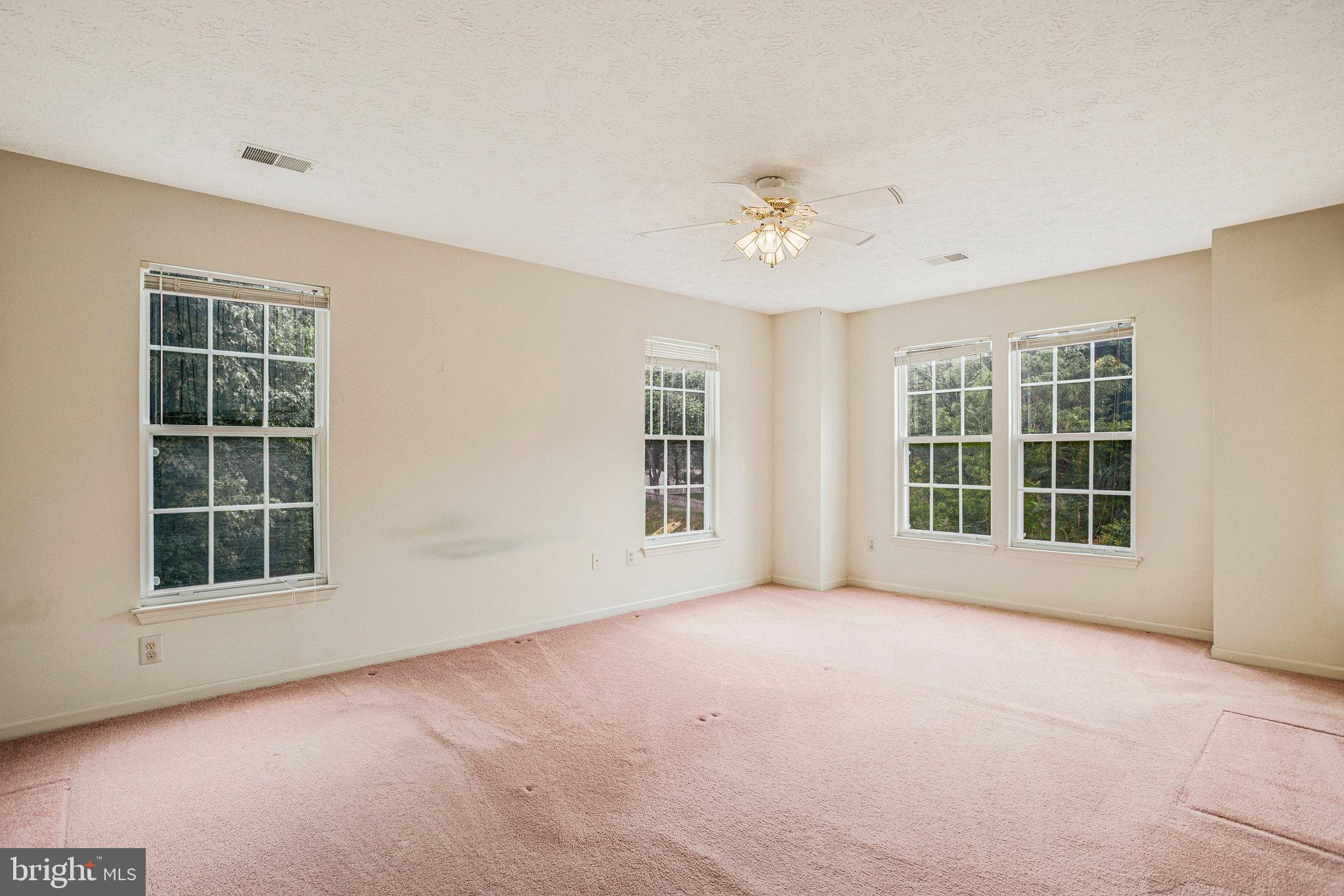 2085 Lower Ct