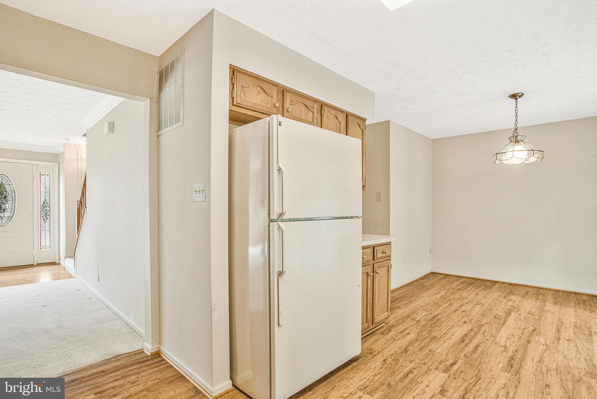 2085 Lower Ct