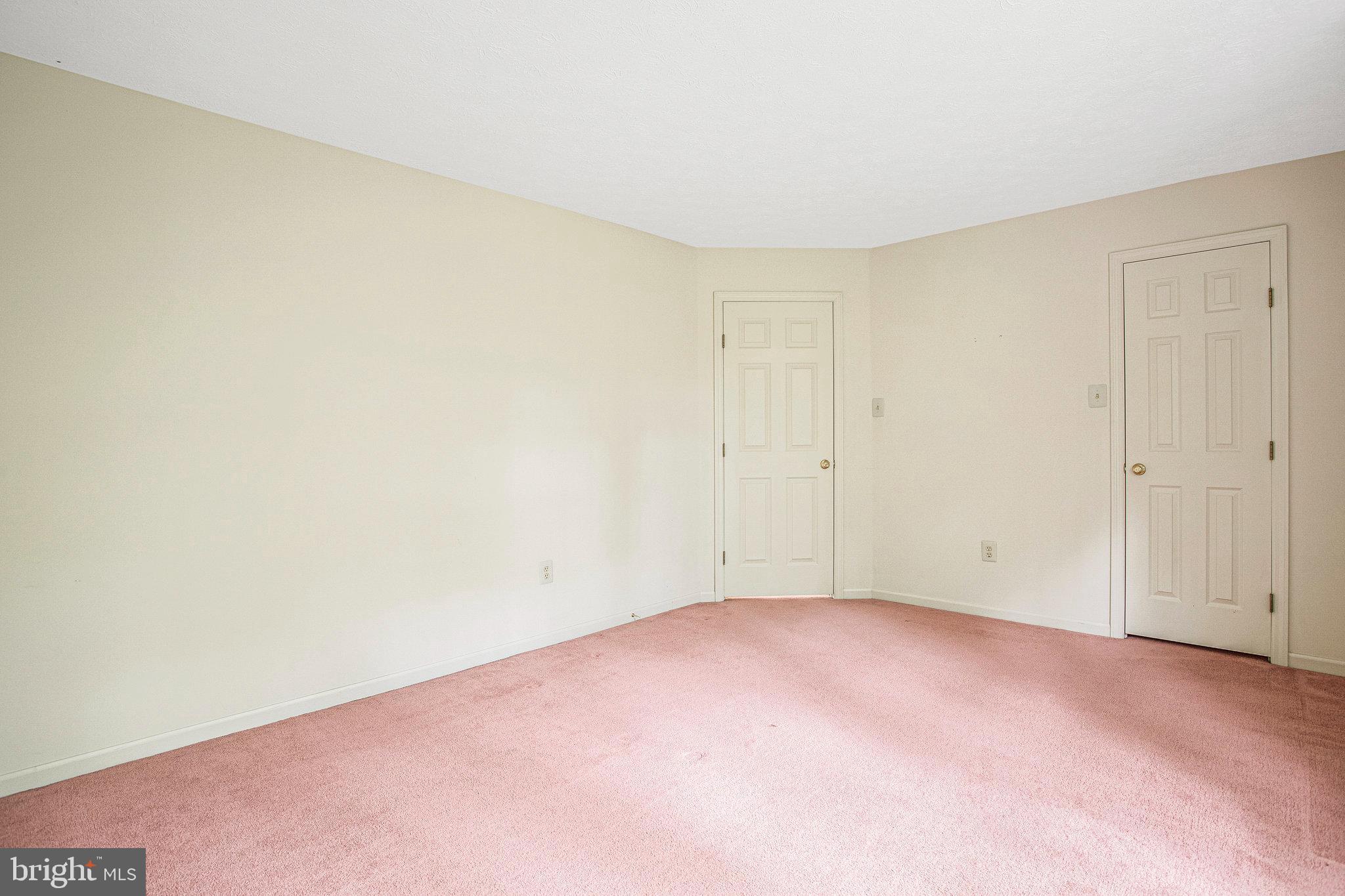 2085 Lower Ct