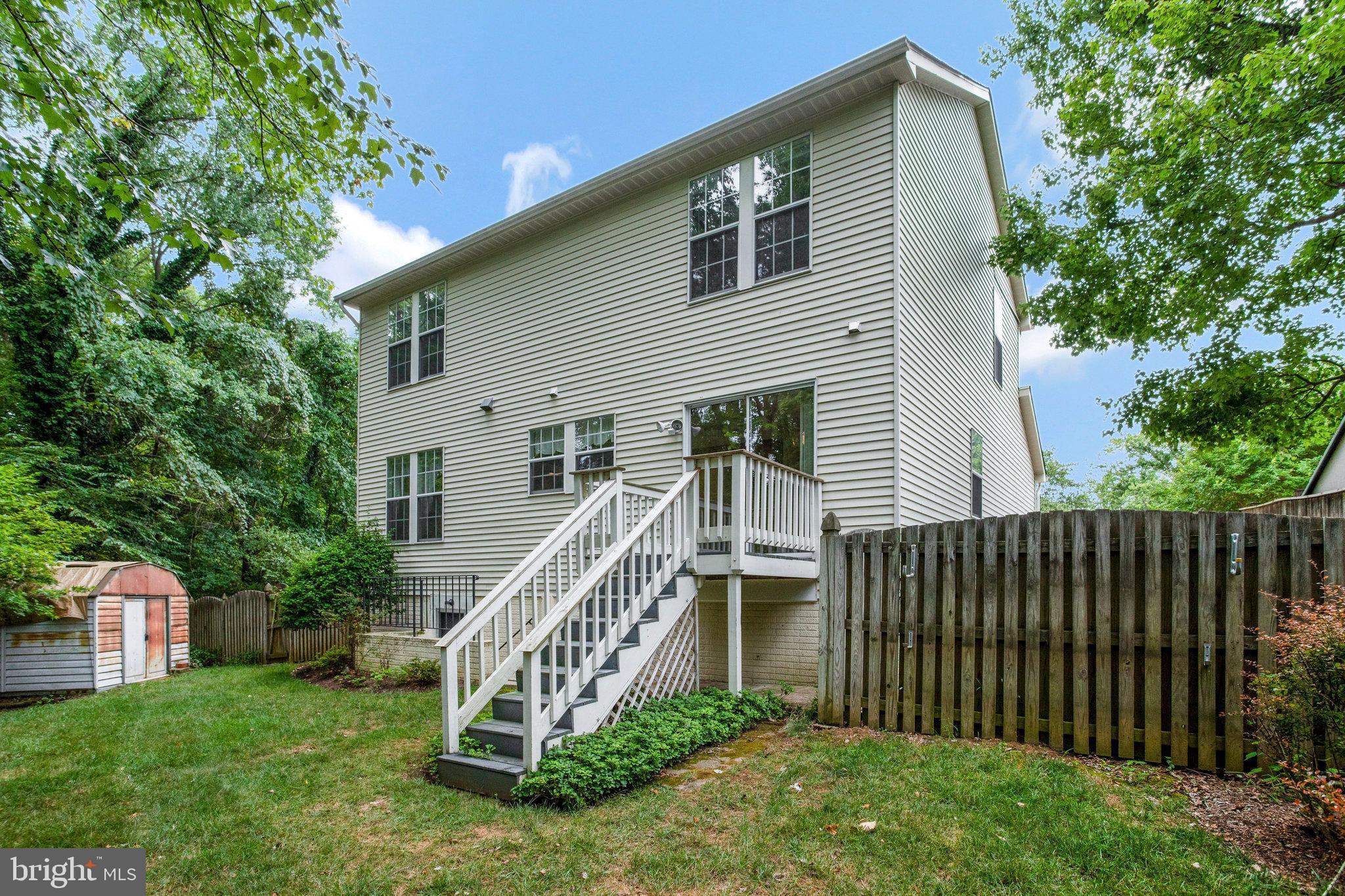 2085 Lower Ct