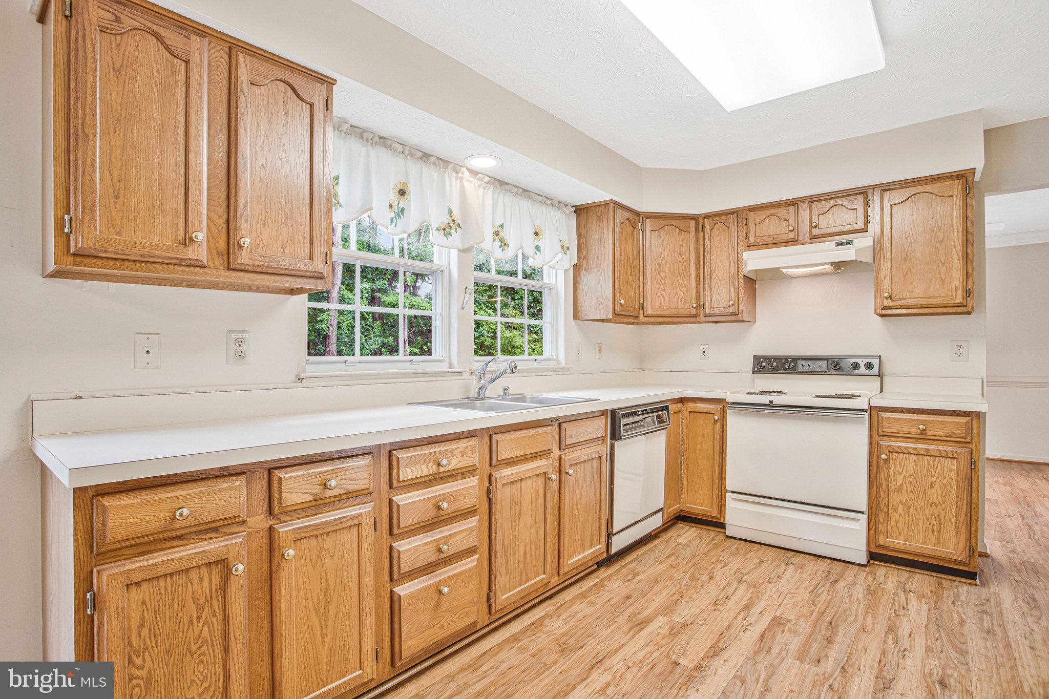 2085 Lower Ct