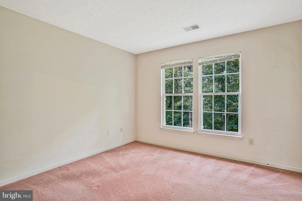 2085 Lower Ct