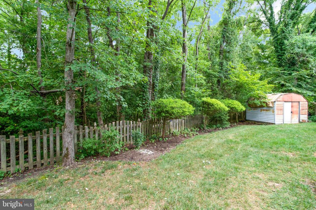 2085 Lower Ct