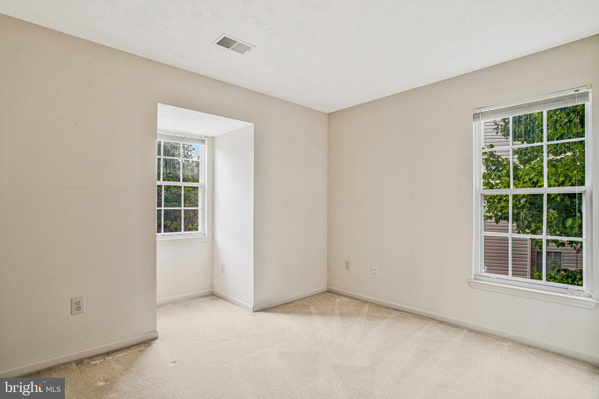 2085 Lower Ct