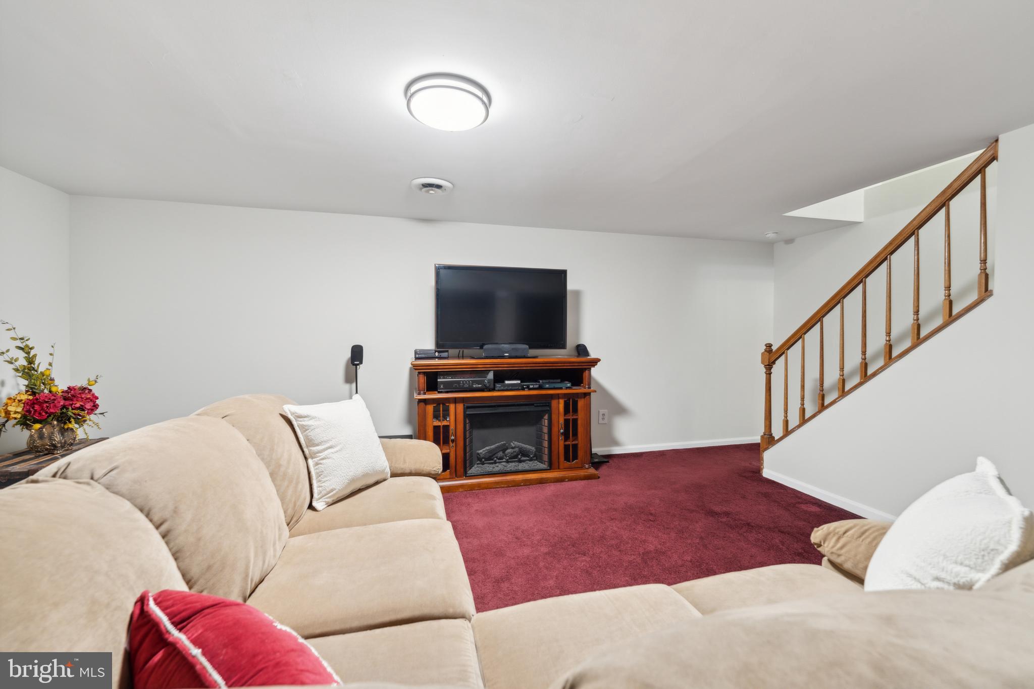 7918 Delmont Station Rd