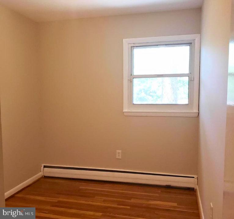 416 QUEENSTOWN RD