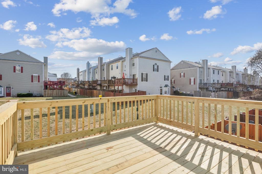2465 Wentworth Dr