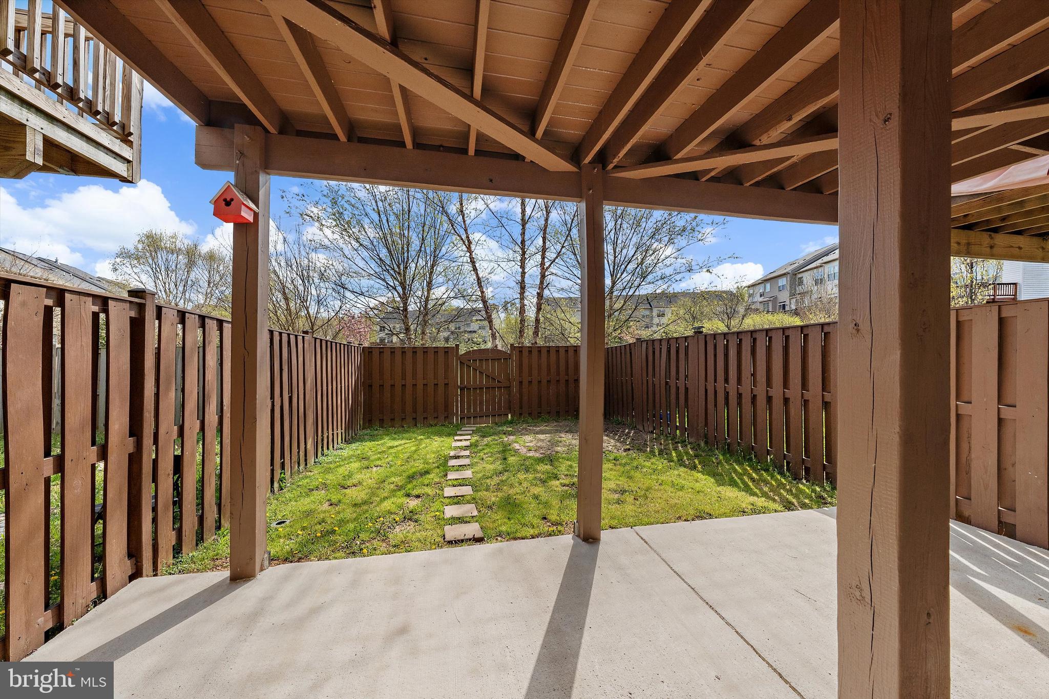 1133 Carinoso Cir