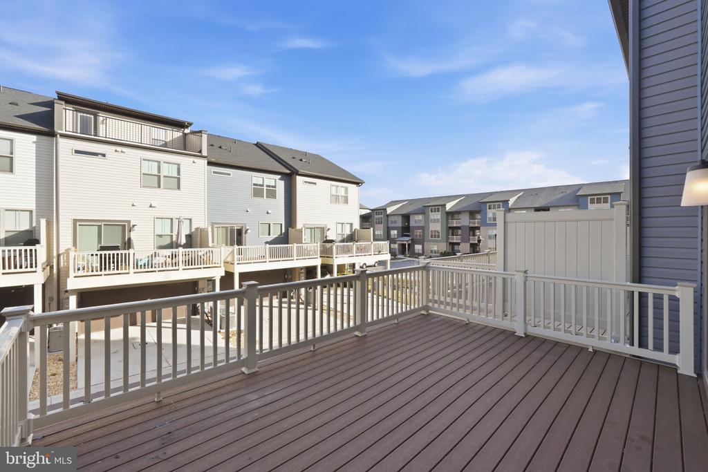 3407 RIVULET LN