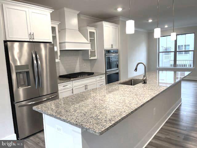 3407 RIVULET LN