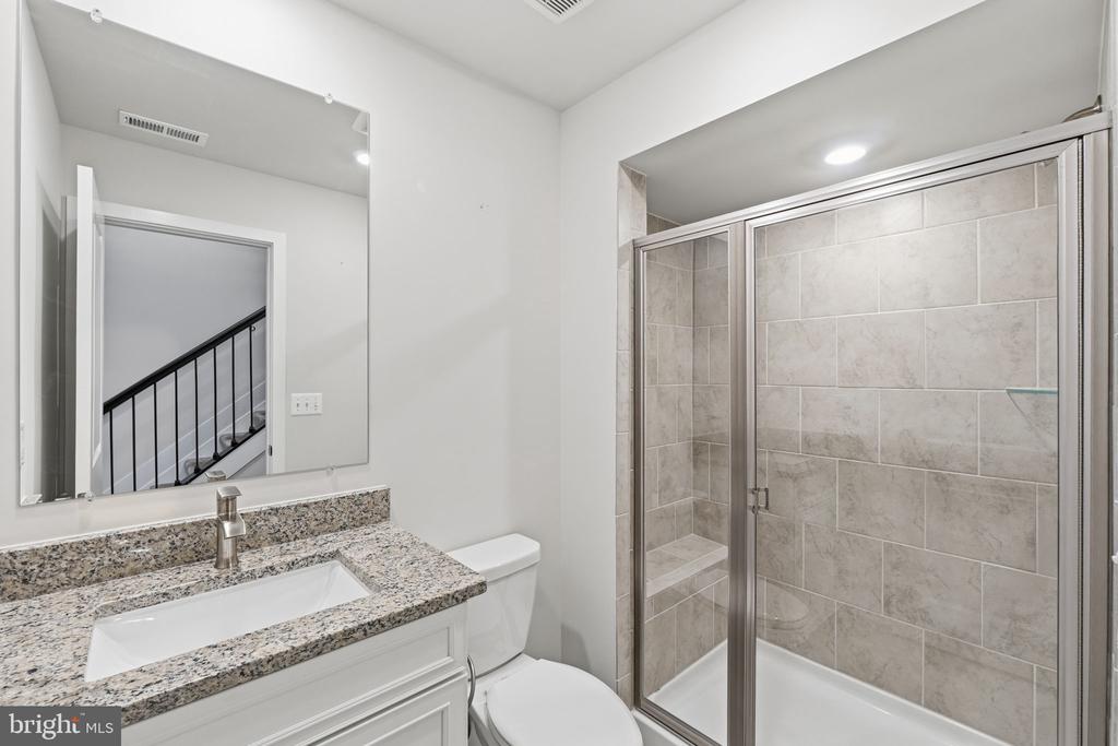 3407 RIVULET LN