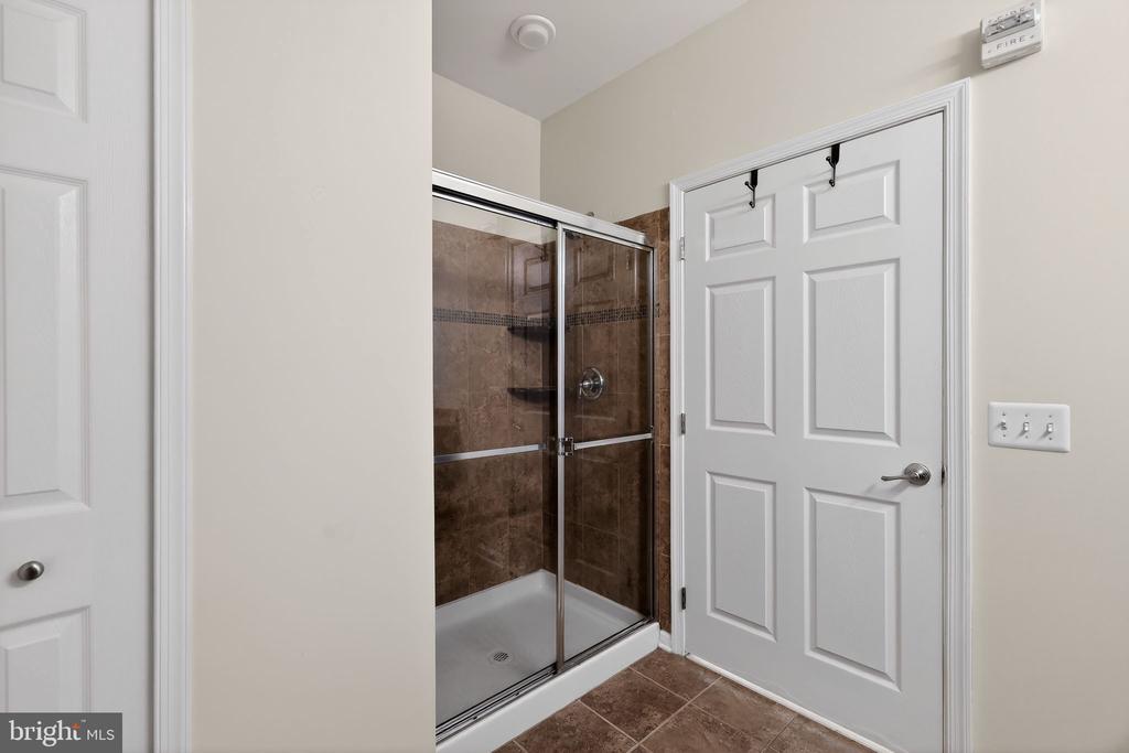 1624 HARDWICK COURT 104