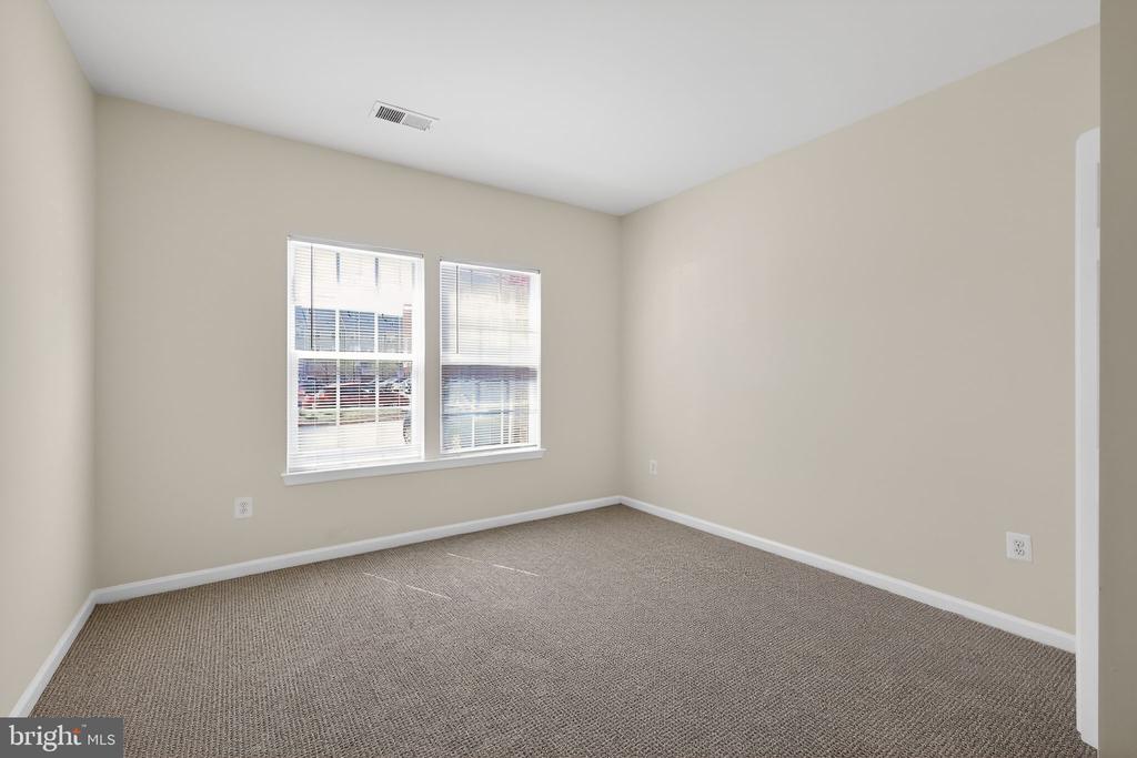 1624 HARDWICK COURT 104