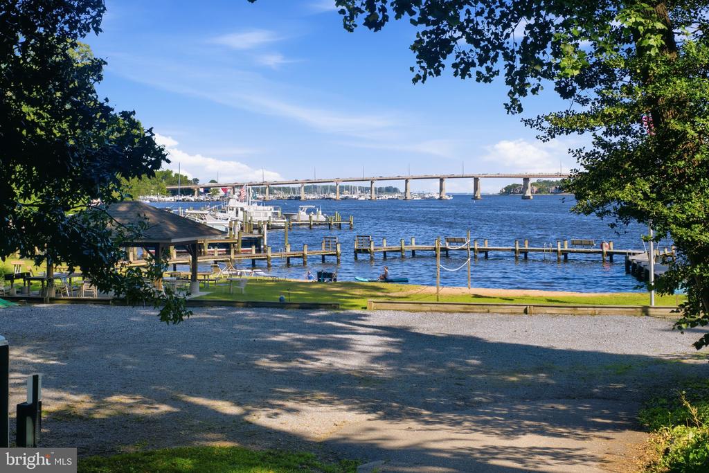 120 ISLAND VIEW DRIVE