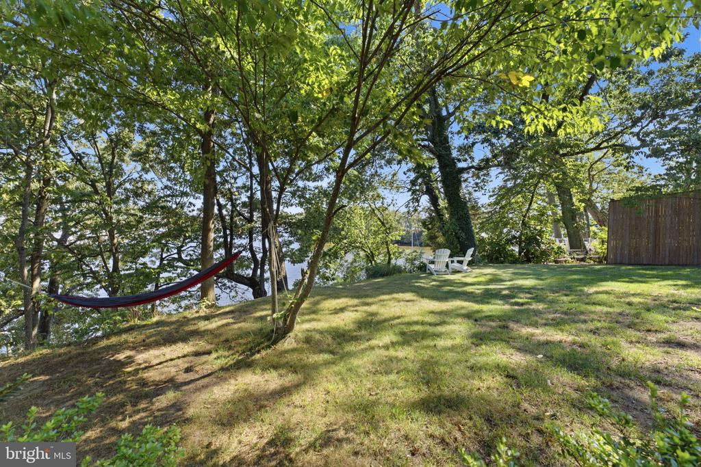 120 ISLAND VIEW DRIVE