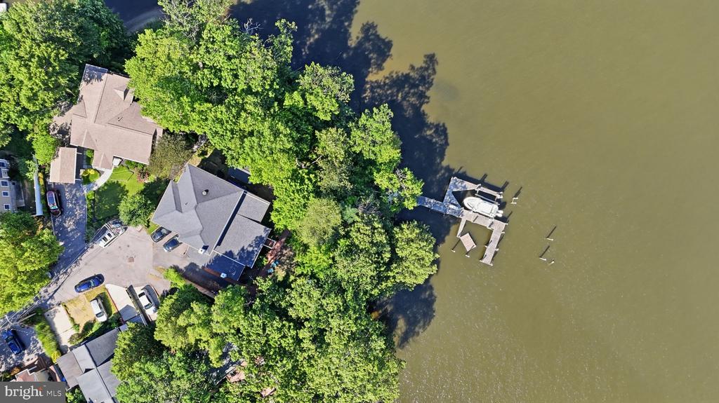120 ISLAND VIEW DRIVE
