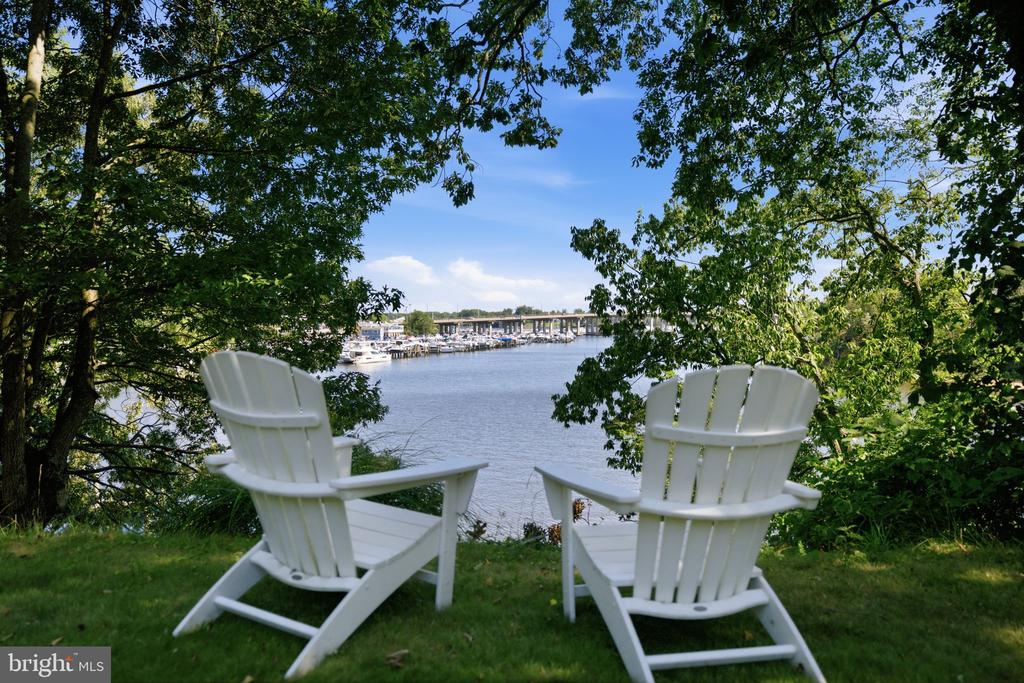 120 ISLAND VIEW DRIVE
