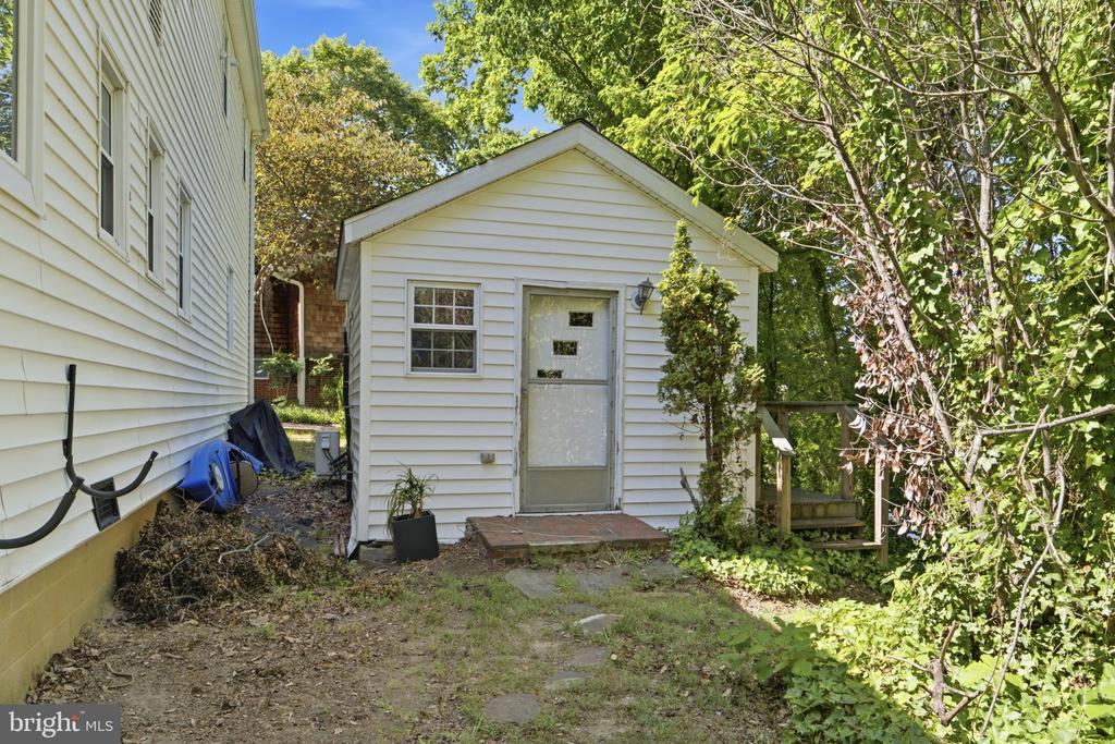 120 ISLAND VIEW DRIVE