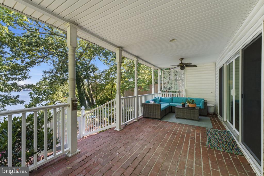 120 ISLAND VIEW DRIVE
