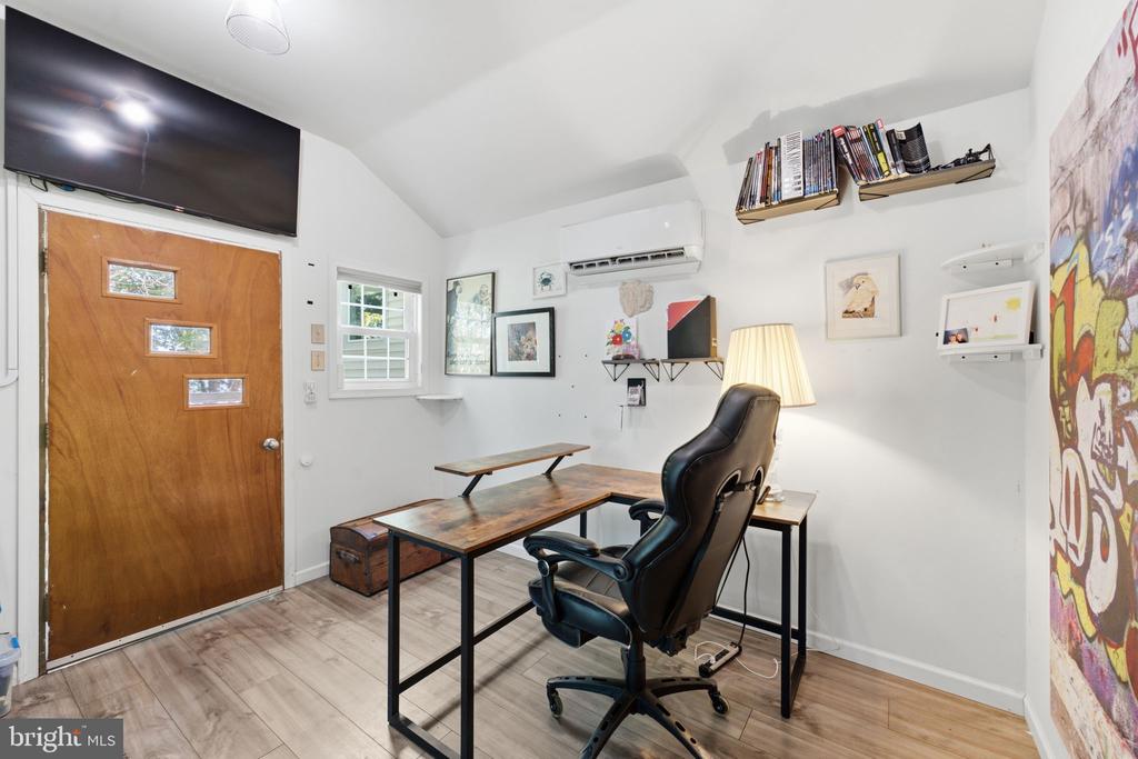 120 ISLAND VIEW DRIVE