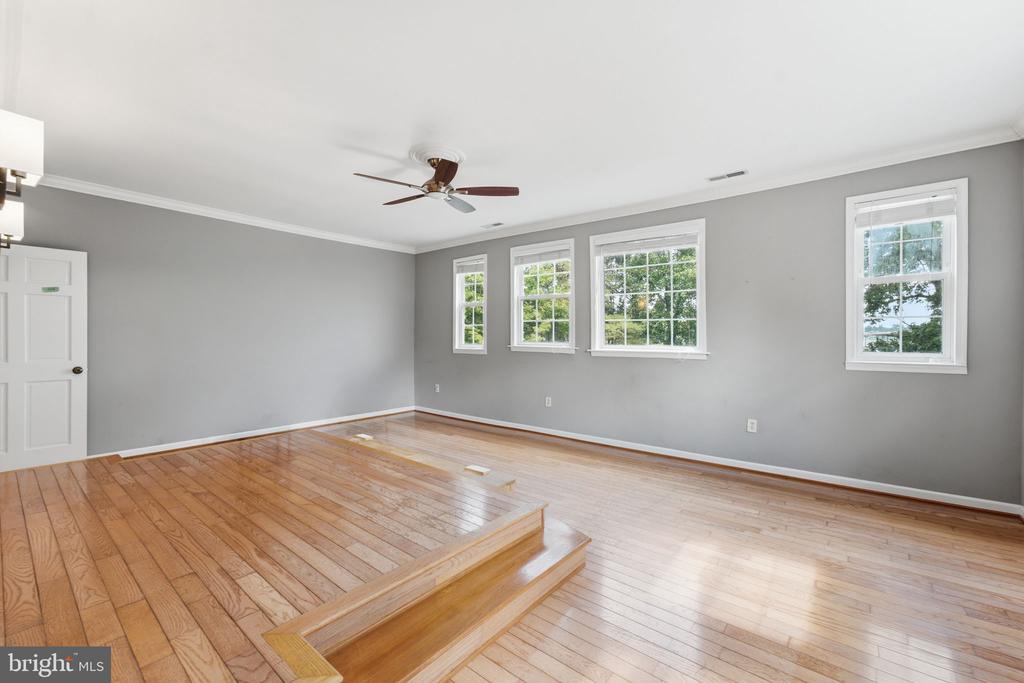 120 ISLAND VIEW DRIVE