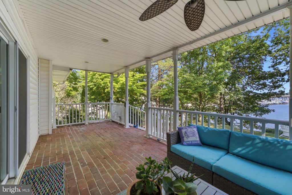 120 ISLAND VIEW DRIVE