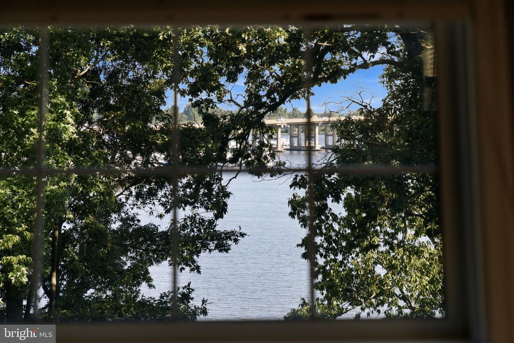 120 ISLAND VIEW DRIVE
