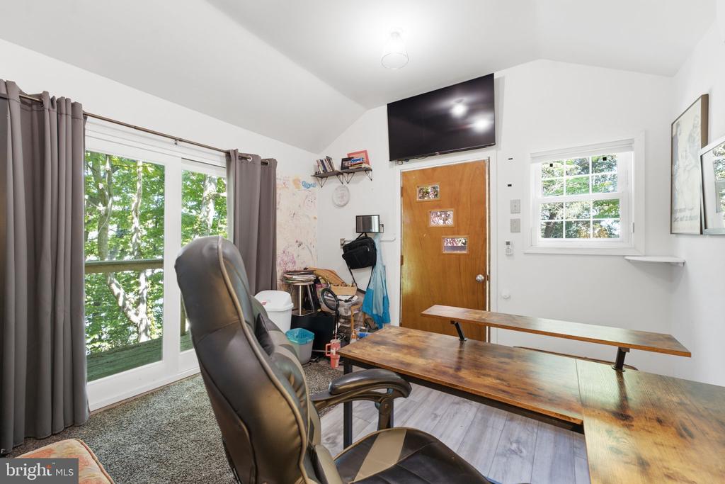 120 ISLAND VIEW DRIVE