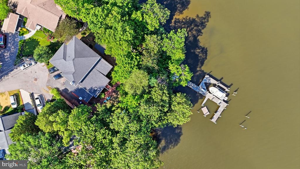 120 ISLAND VIEW DRIVE