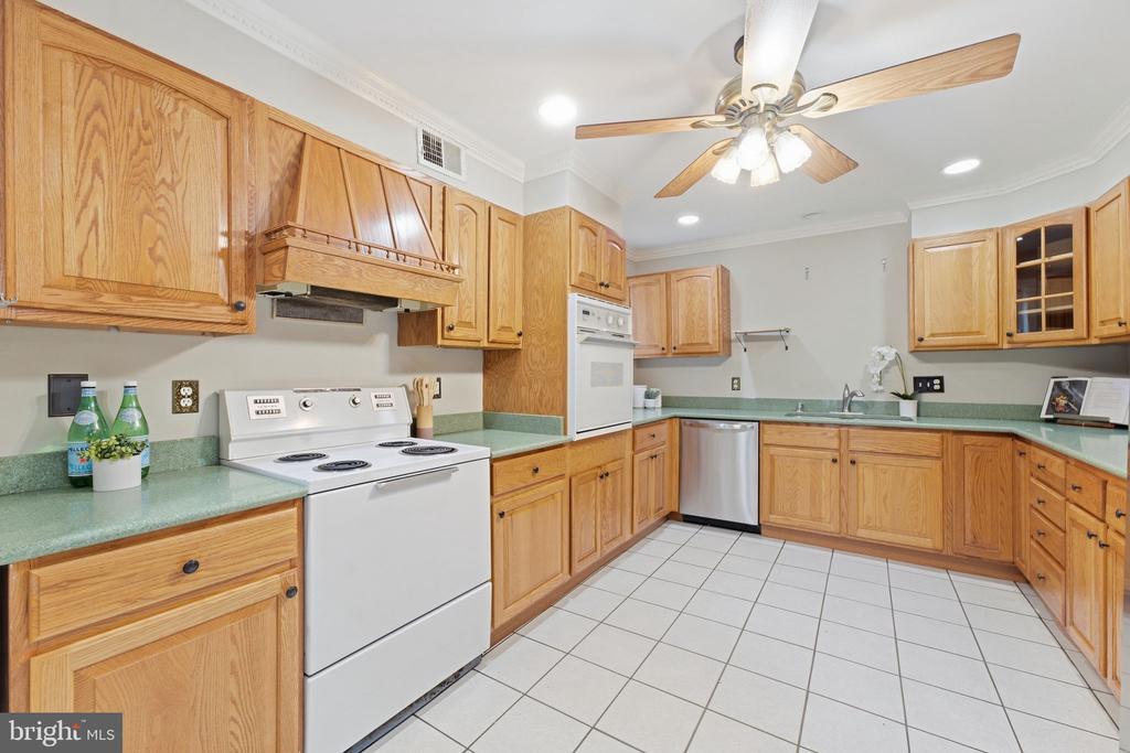 120 ISLAND VIEW DRIVE
