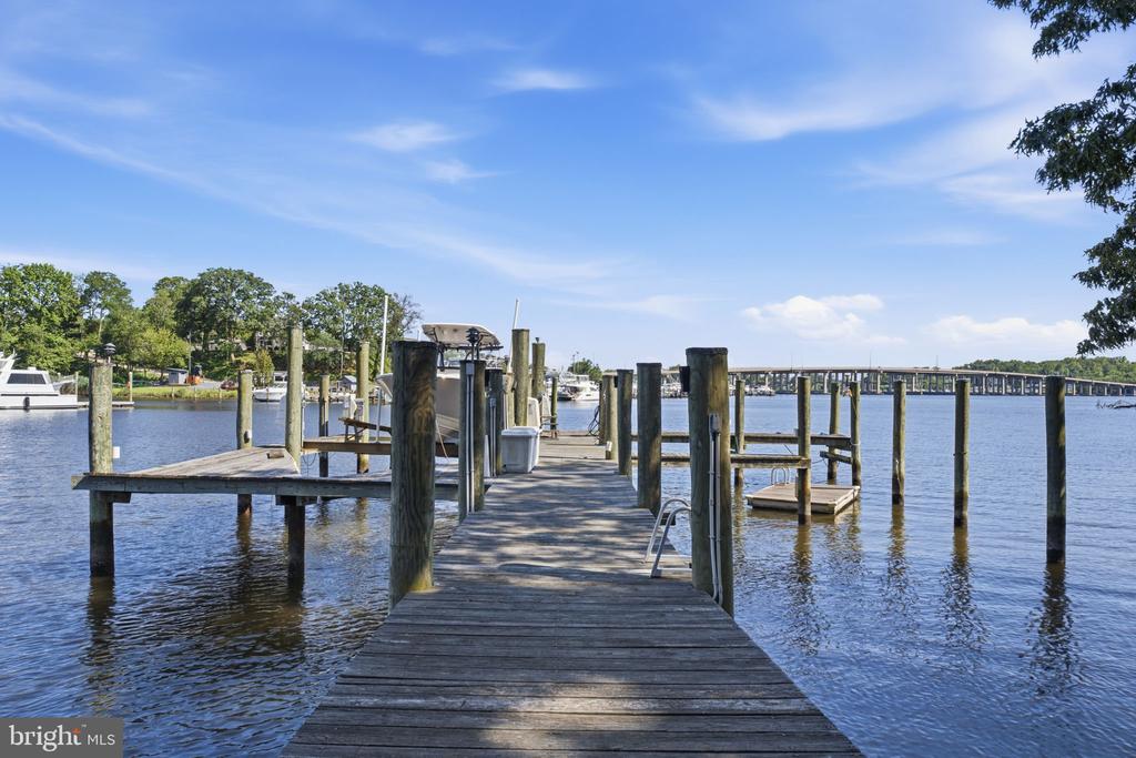120 ISLAND VIEW DRIVE