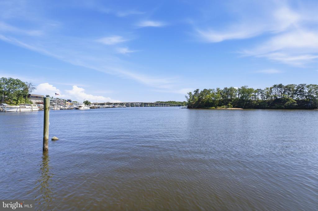 120 ISLAND VIEW DRIVE