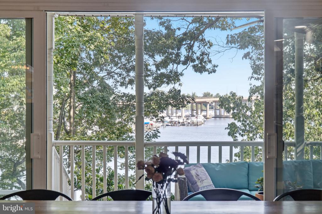 120 ISLAND VIEW DRIVE