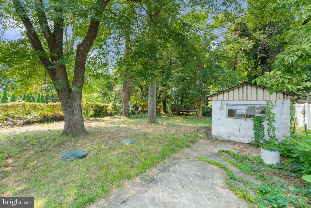 758 WHITNEYS LANDING DRIVE