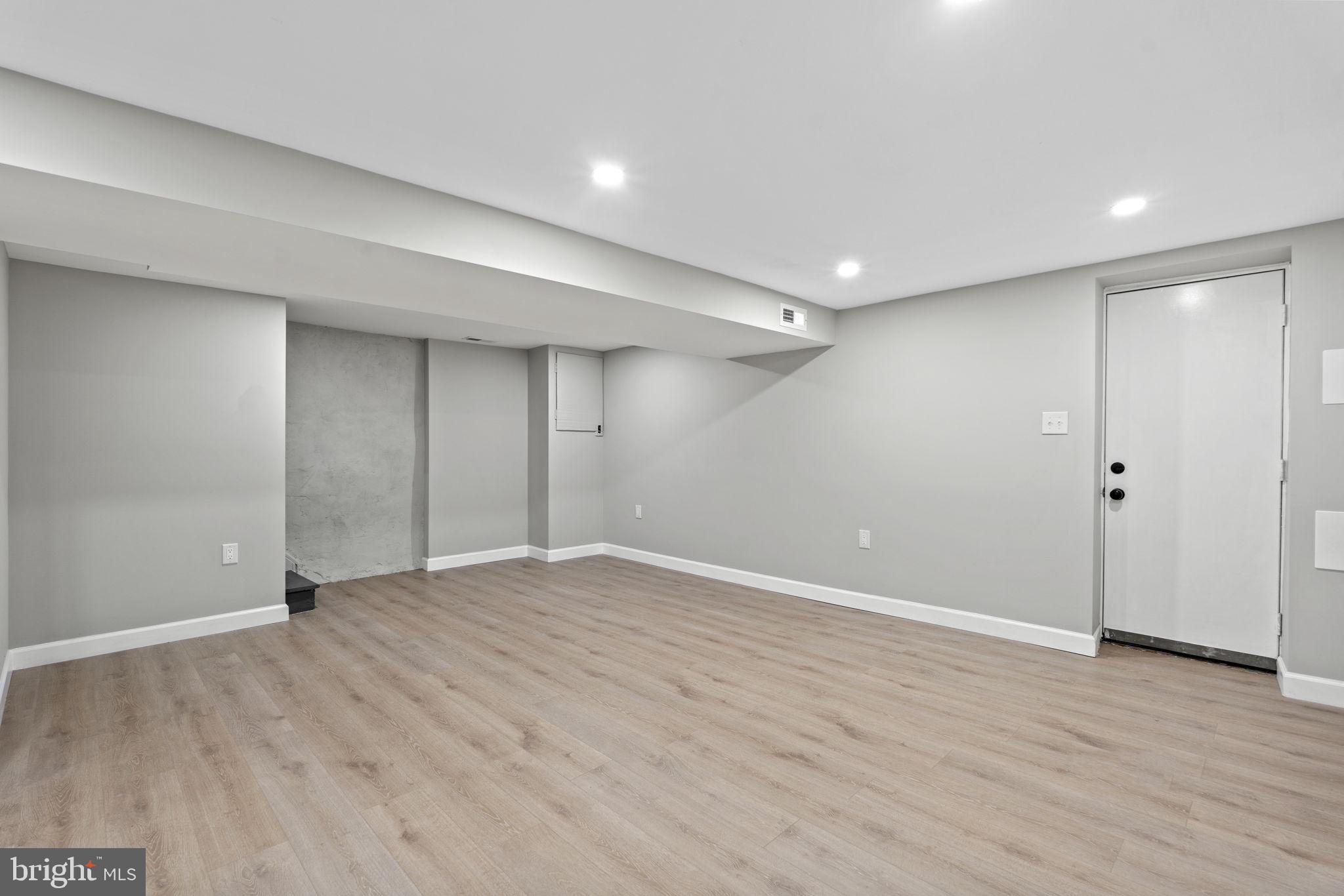 3715 Belair ROAD