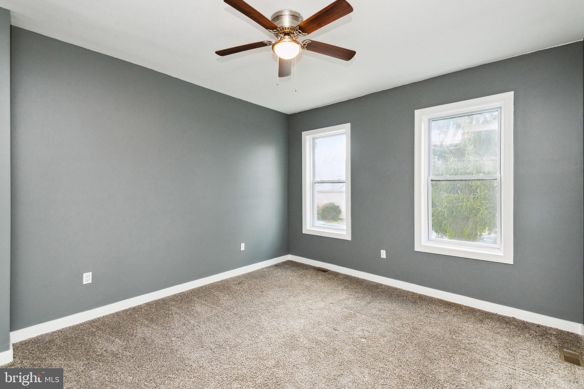 2103 Poplar Grove St