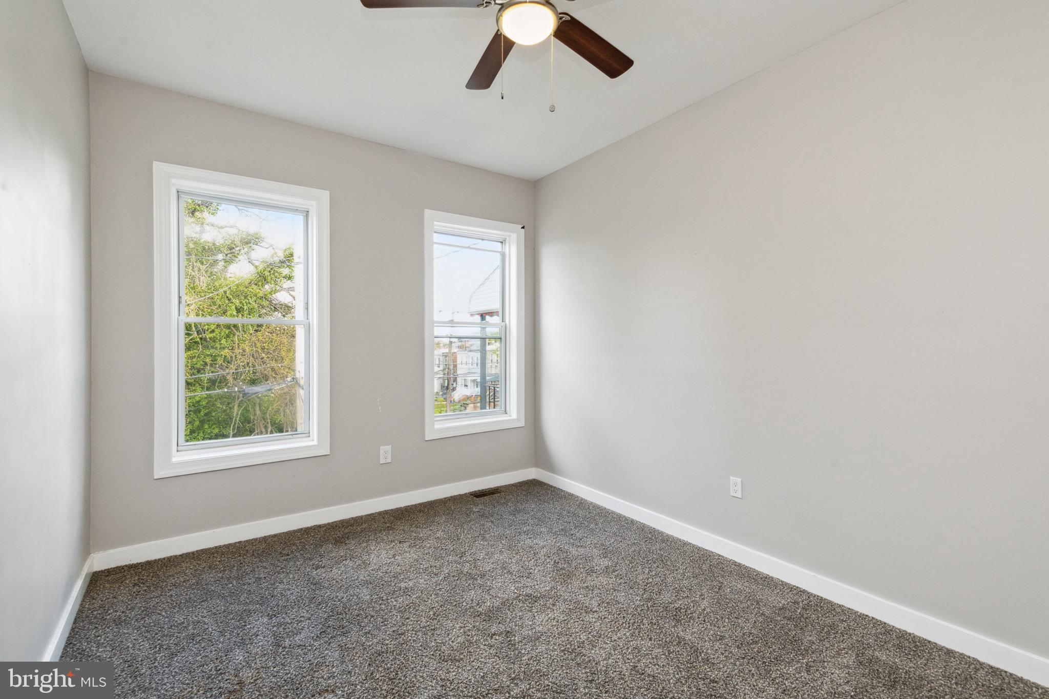 2103 Poplar Grove St